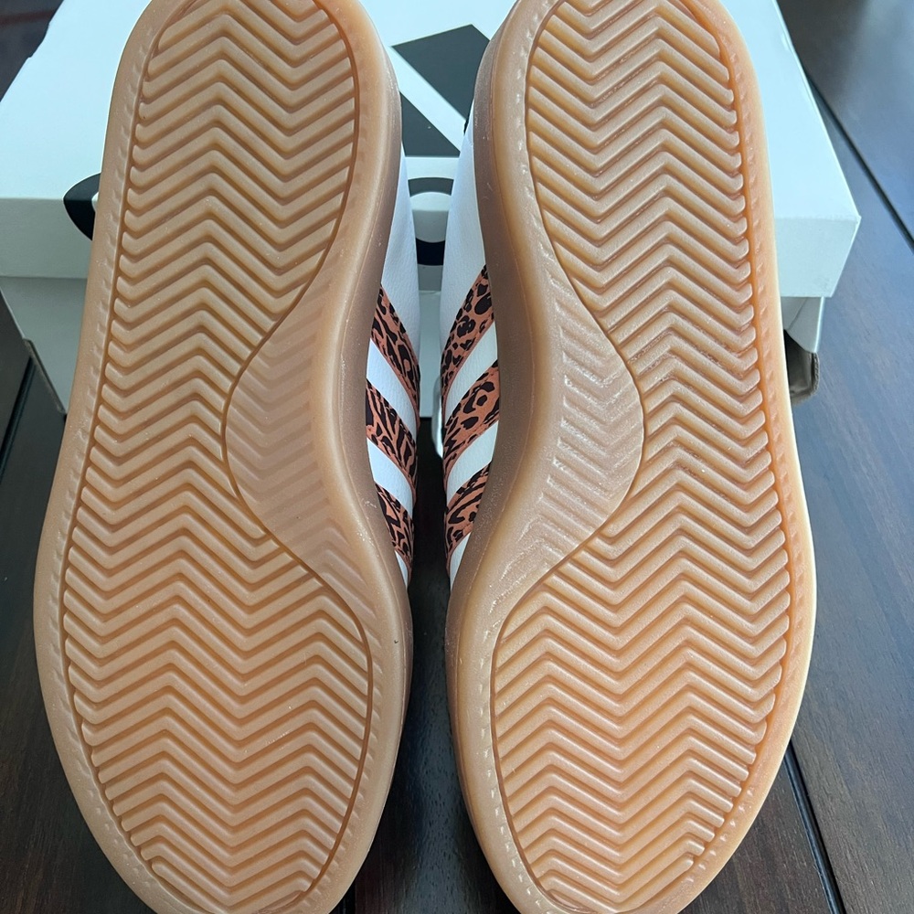 Adidas Grand Court 2.0 White is Sneakers Modern Design 9.5 - Picture 7 of 9